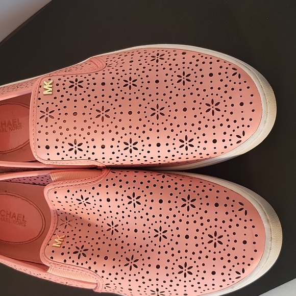 Michael Kors slip on sneakers - Picture 4 of 4